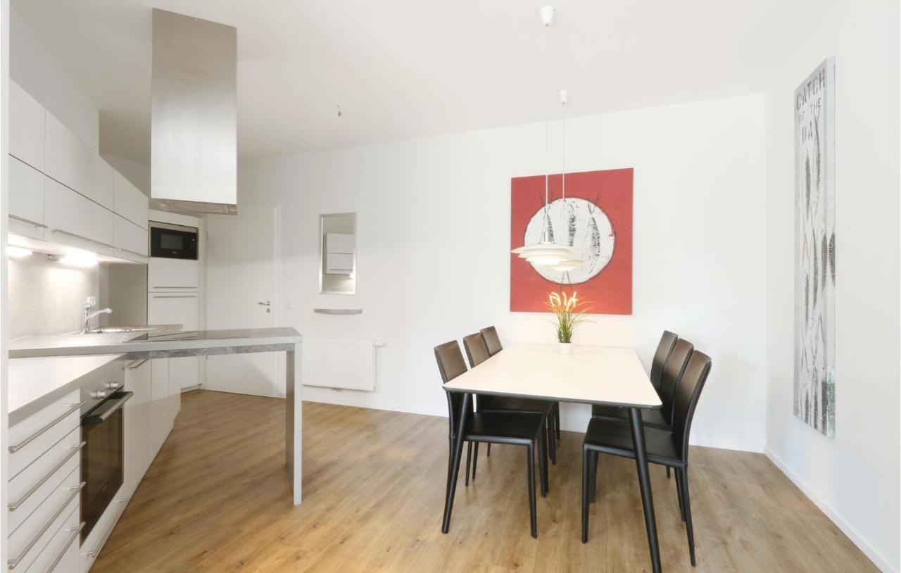 Stunning Apartment In Luebeck Travemuende With Wifi Exteriör bild