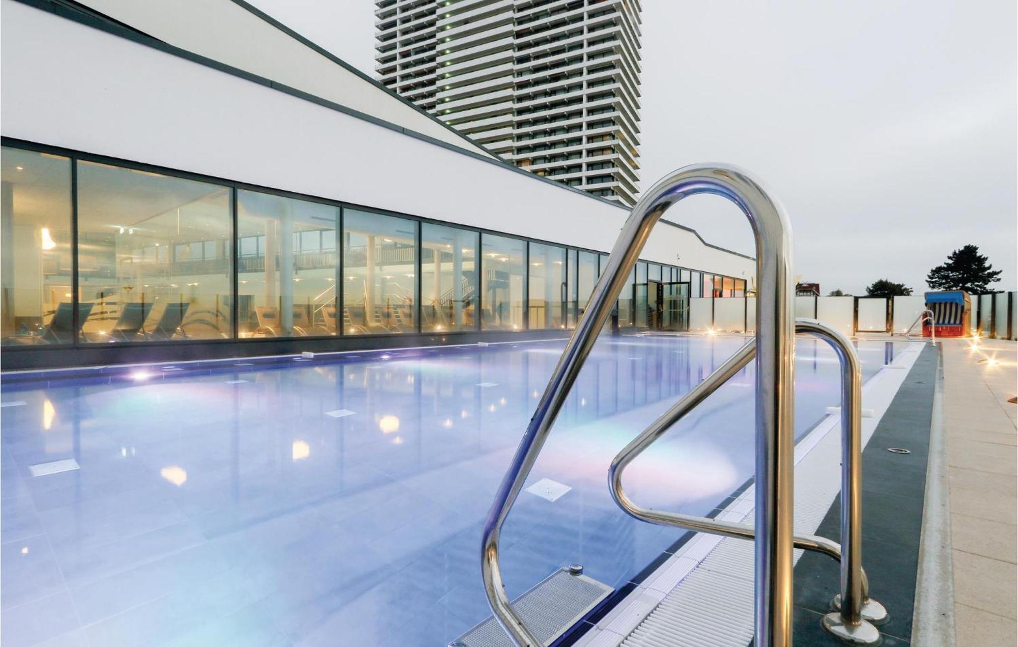 Stunning Apartment In Luebeck Travemuende With Wifi Exteriör bild